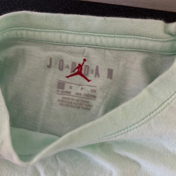 Jordan Mint Green Short Sleeve Tee Iconic Style - Picture 2 of 2